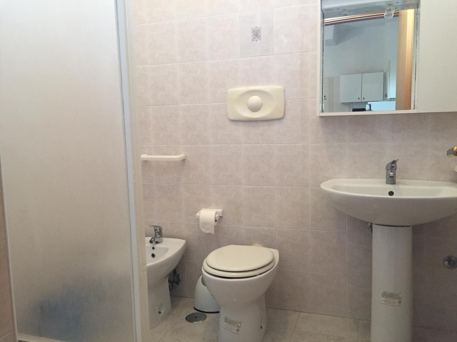 2 Stanze da Letto Stanze da Letto, ,2 BathroomsBathrooms,Villetta a schiera,Vendita,1011